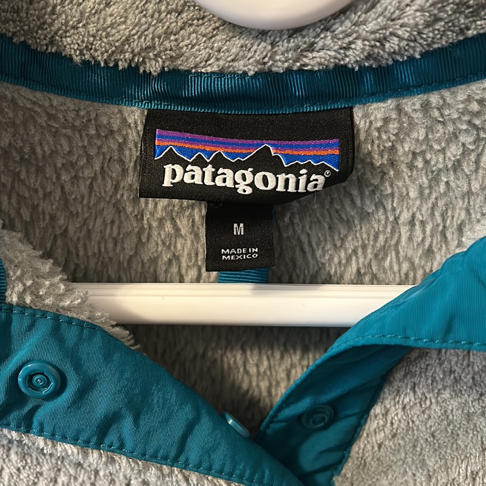 half button pullover- Patagonia - Picture 2 of 3
